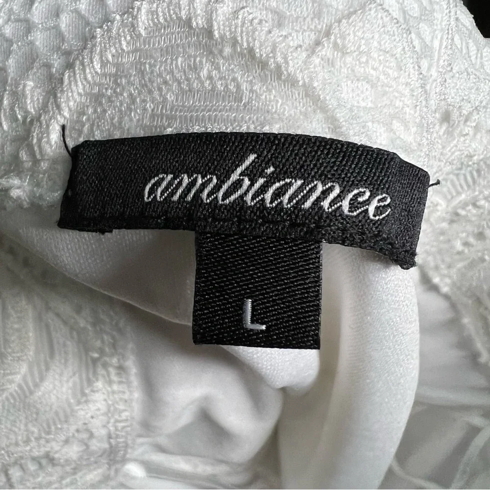 Ambiance Apparel white lace skirt size L NWOT - Picture 3 of 4